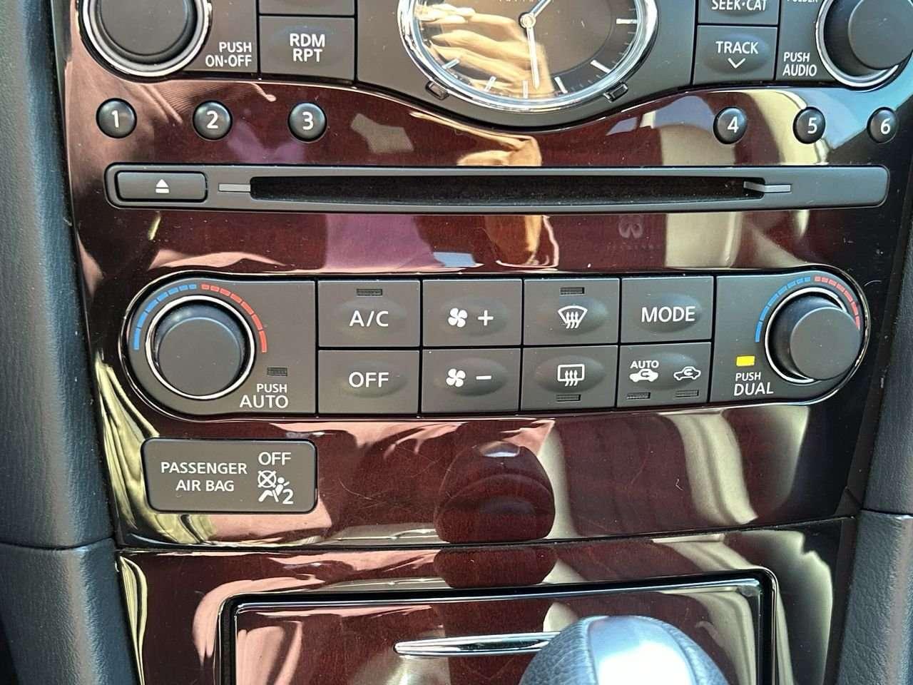 2014 Infiniti QX50 Luxury   One Owner Photo