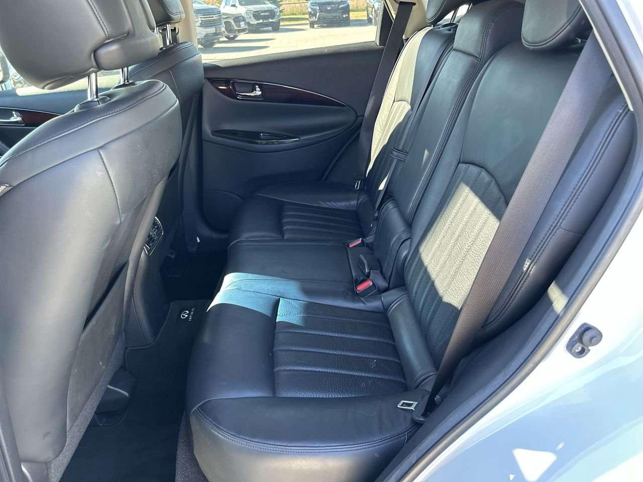 2014 Infiniti QX50 Luxury   One Owner Photo
