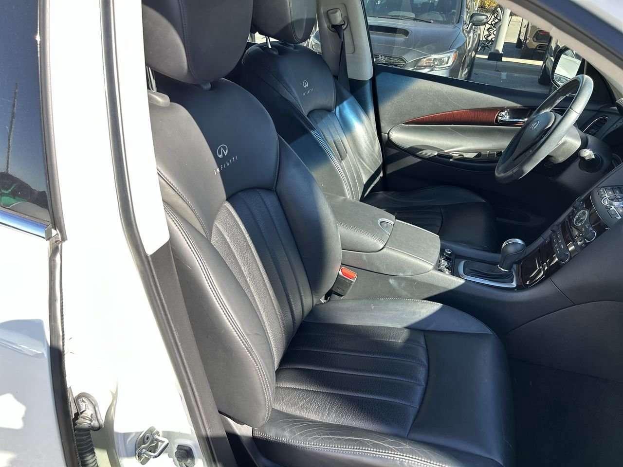2014 Infiniti QX50 Luxury   One Owner Photo