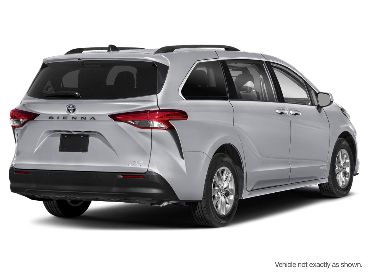 2022 Toyota Sienna XLE 8-Passenger FWD Photo