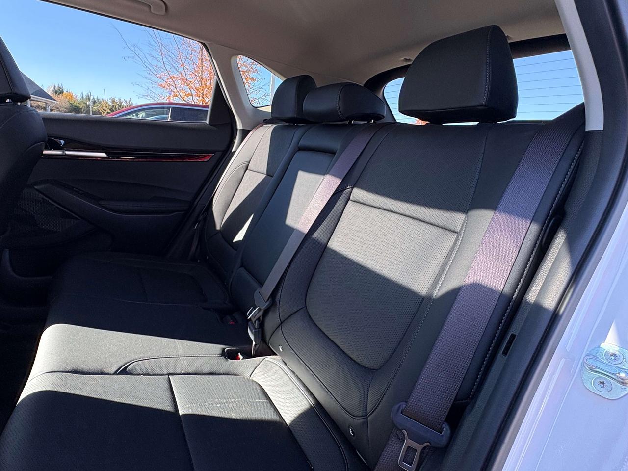 2025 Kia Seltos EX AWD Sunroof Leather Heated Seats/Steering Wheel Photo