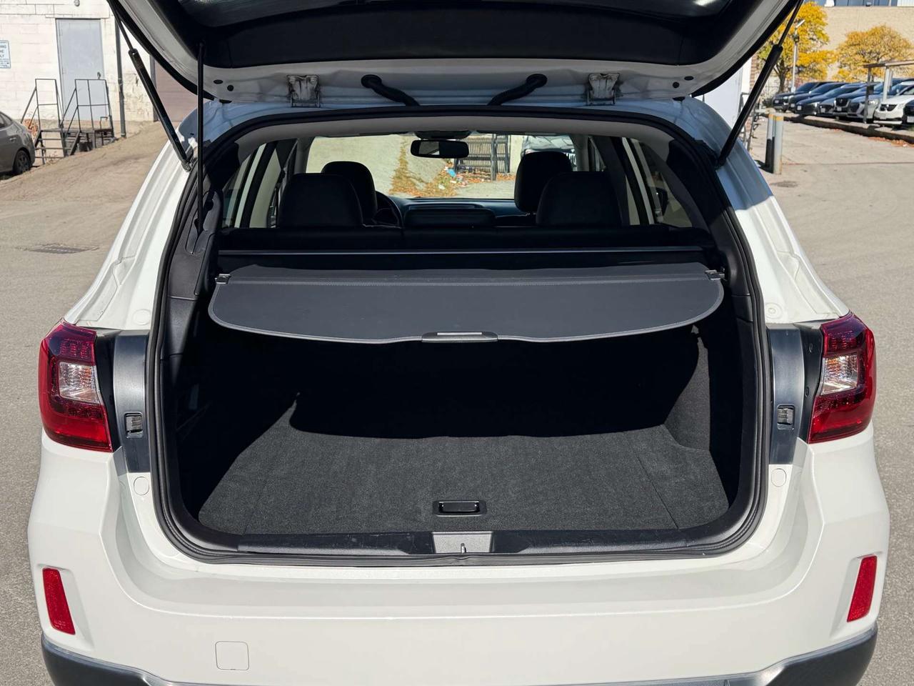 2015 Subaru Outback Limited ~ AWD ~ NO ACCIDENTS ~ CERTIFIED Photo
