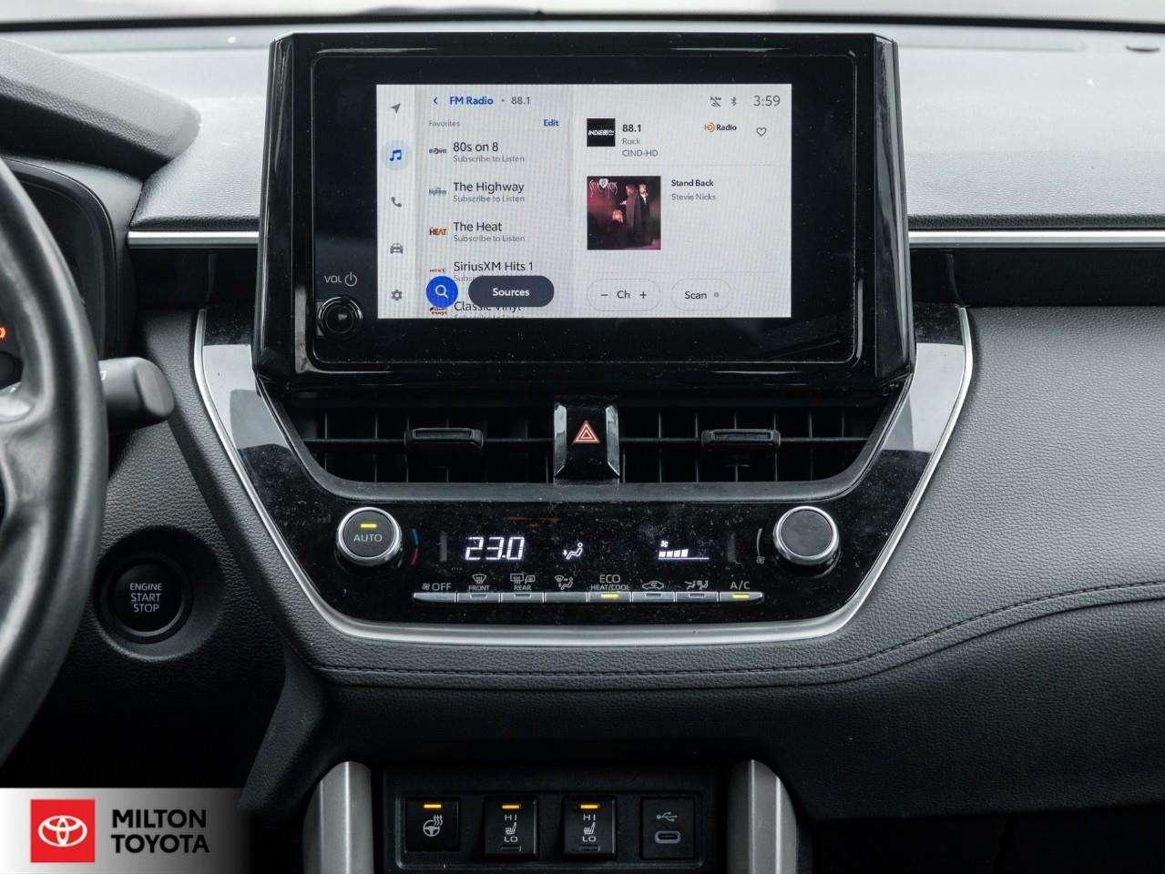 2025 Toyota Corolla Cross 8 MULTIMEDIA WIRELESS CARPLAY ANDROID AUTO HEATED STEERING BLIND SPOT ONE OWNER TCUV LE Photo