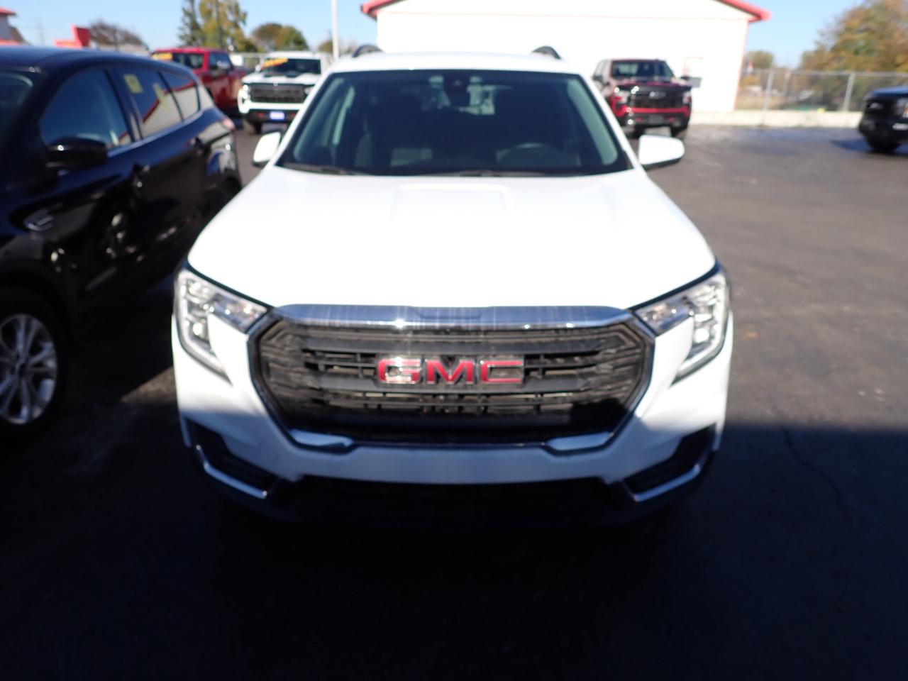2024 GMC Terrain SLE AWD 4dr Photo