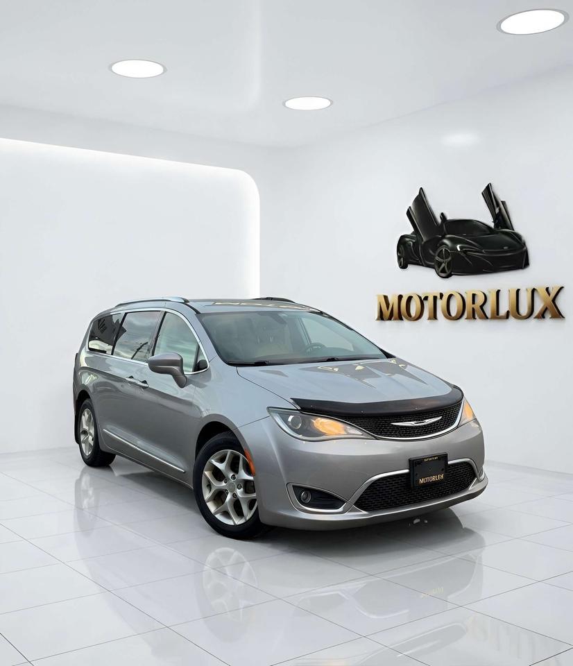 2017 Chrysler Pacifica 4DR WGN TOURING-L PLUS Photo0