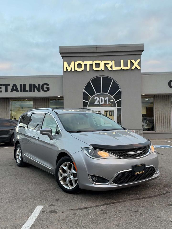 2017 Chrysler Pacifica 4DR WGN TOURING-L PLUS Photo5