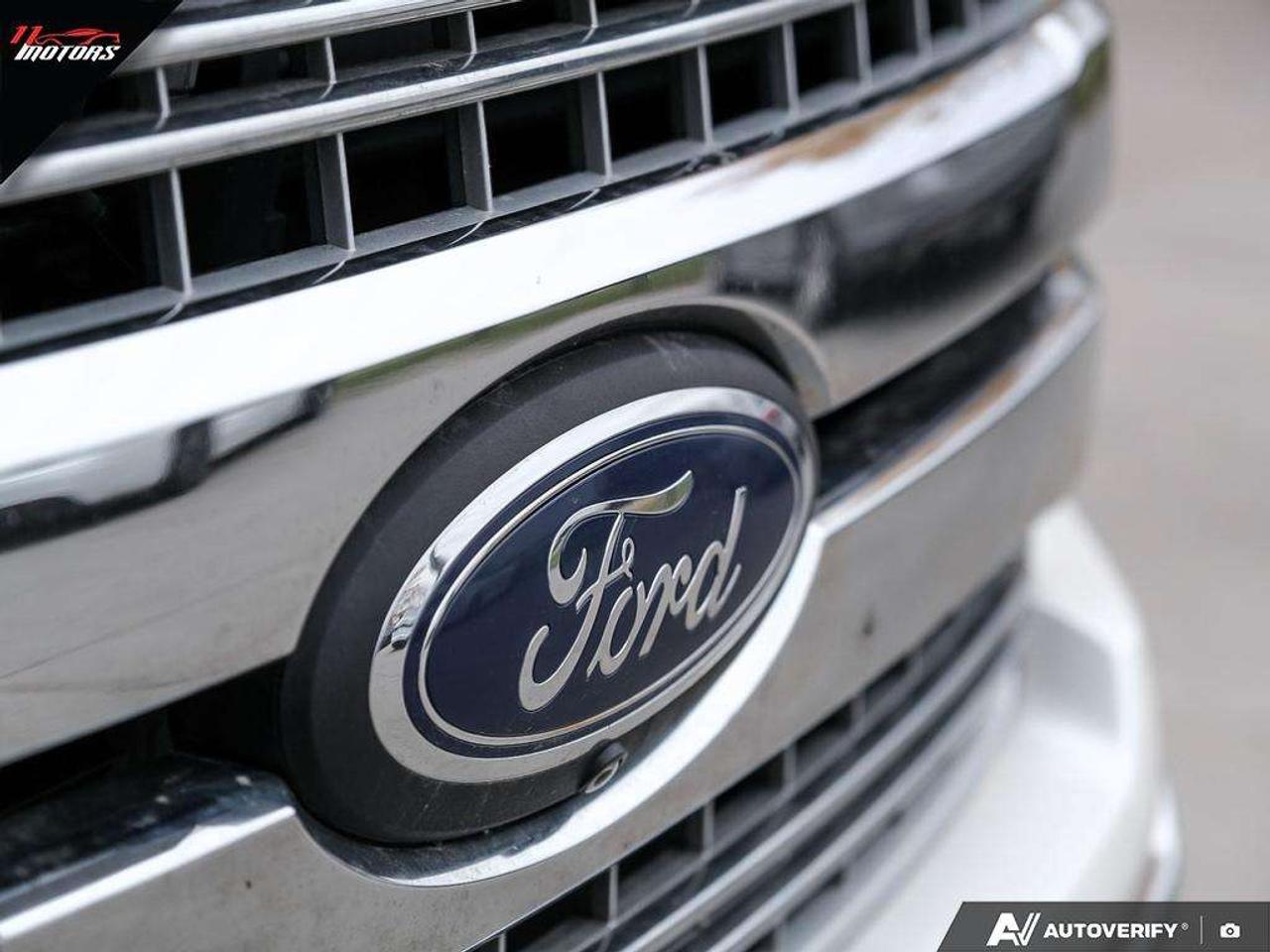 2019 Ford F-150 LARIAT 4WD SuperCrew 5.5' Box   NO ACCIDENTS Photo