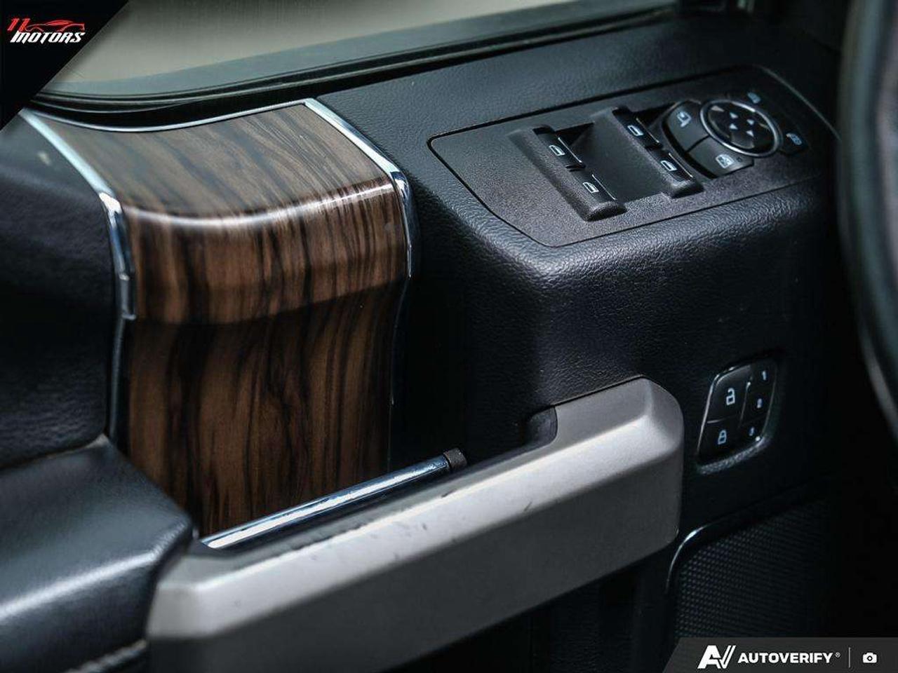 2019 Ford F-150 LARIAT 4WD SuperCrew 5.5' Box   NO ACCIDENTS Photo