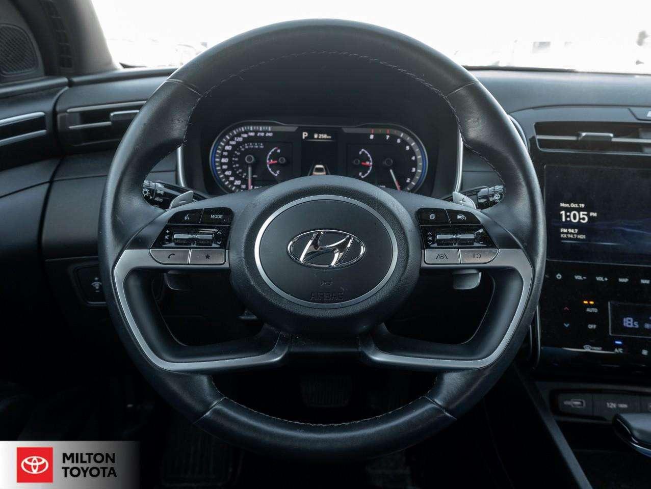 2024 Hyundai Santa Cruz NAVIGATION HEATED STEERING 10.25 TOUCHSCREEN CARPLAY BLIND SPOT MONITORING ONE OWNER Preferred Photo