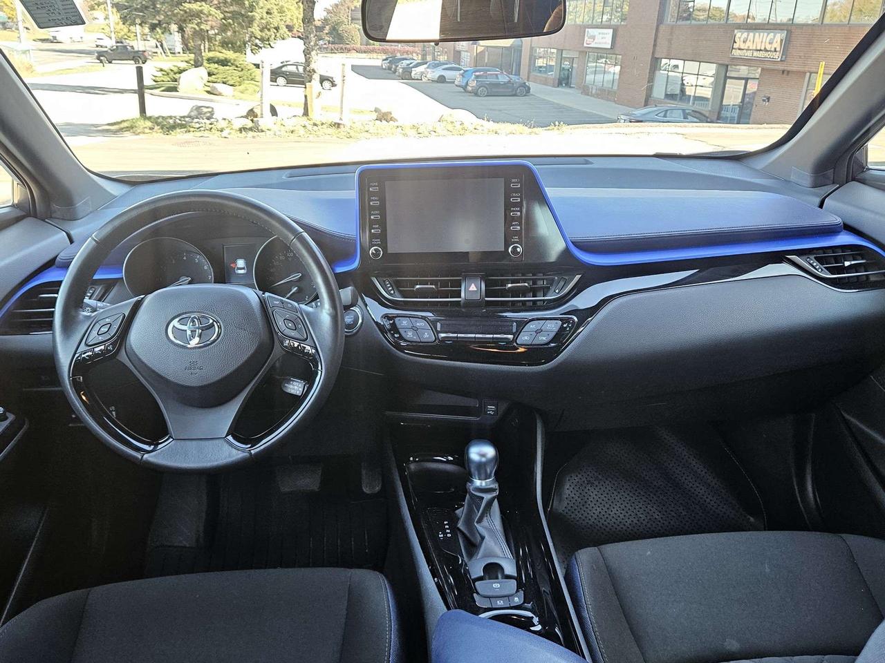 2022 Toyota C-HR LE FWD Photo