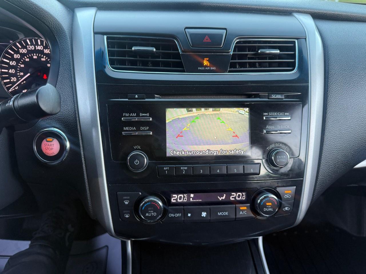 2014 Nissan Altima 4dr Sdn I4 CVT 2.5 SV Photo