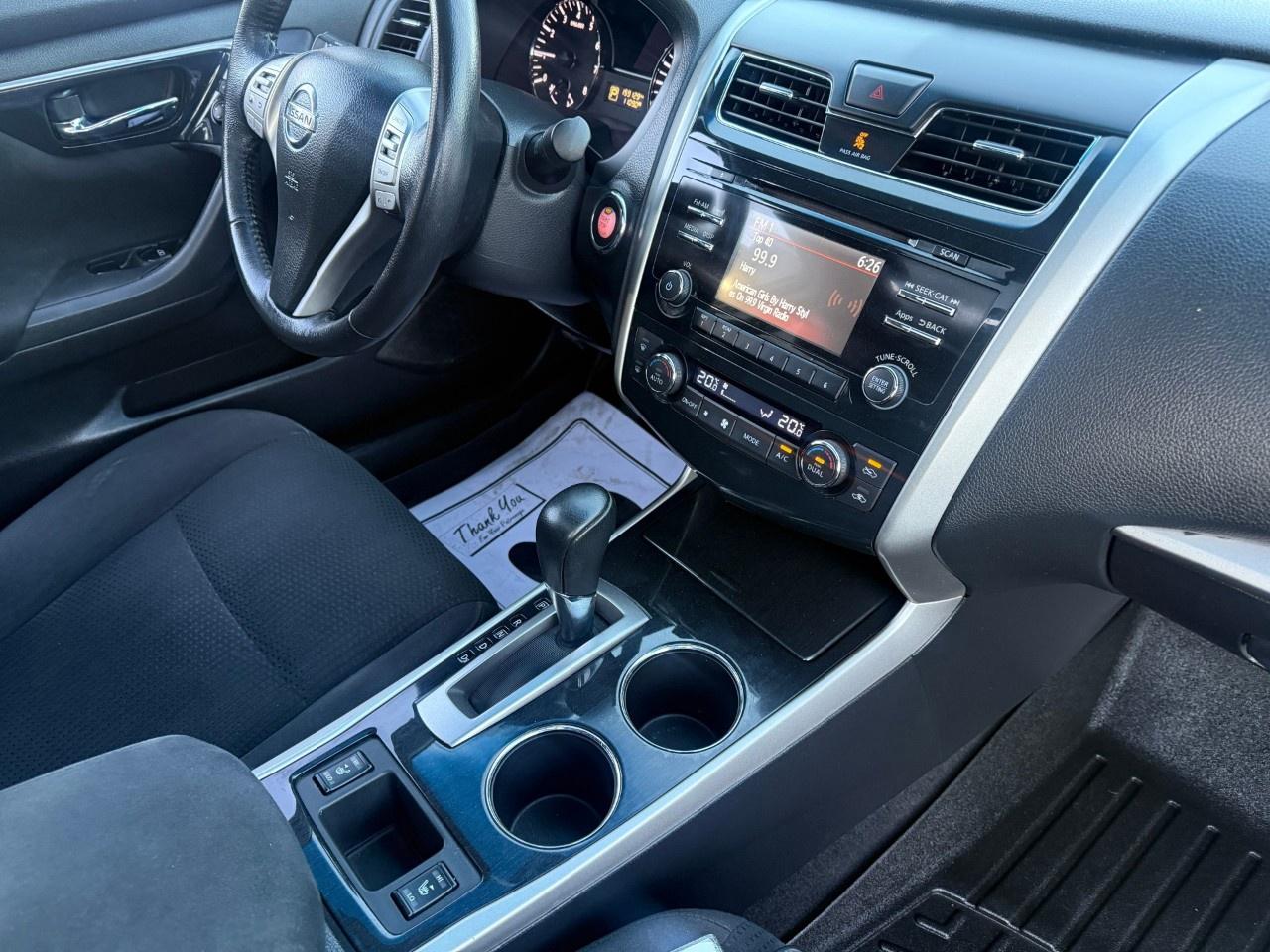 2014 Nissan Altima 4dr Sdn I4 CVT 2.5 SV Photo