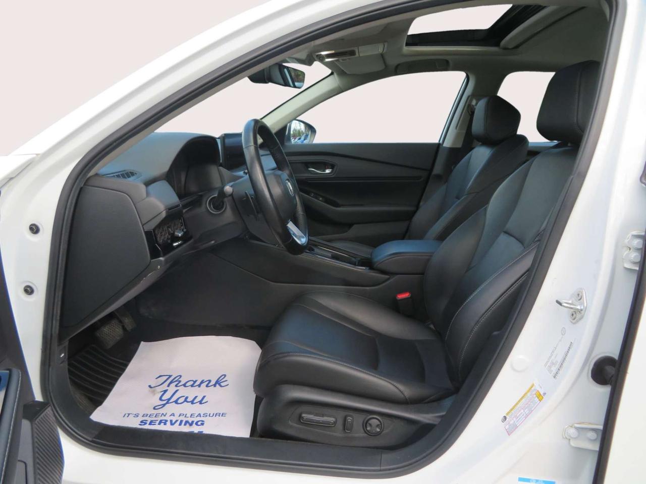 2024 Honda Accord Touring Photo