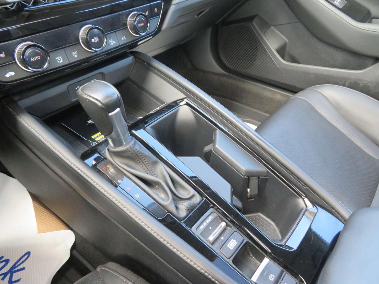 2024 Honda Accord Touring Photo