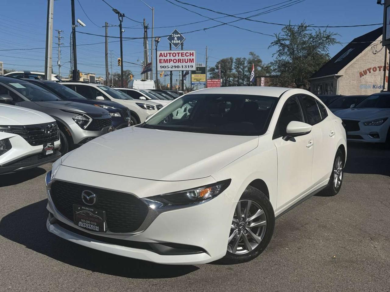 2022 Mazda 3 GX Pearl White  Htd Seats   Push Start   Blind Spot Photo0