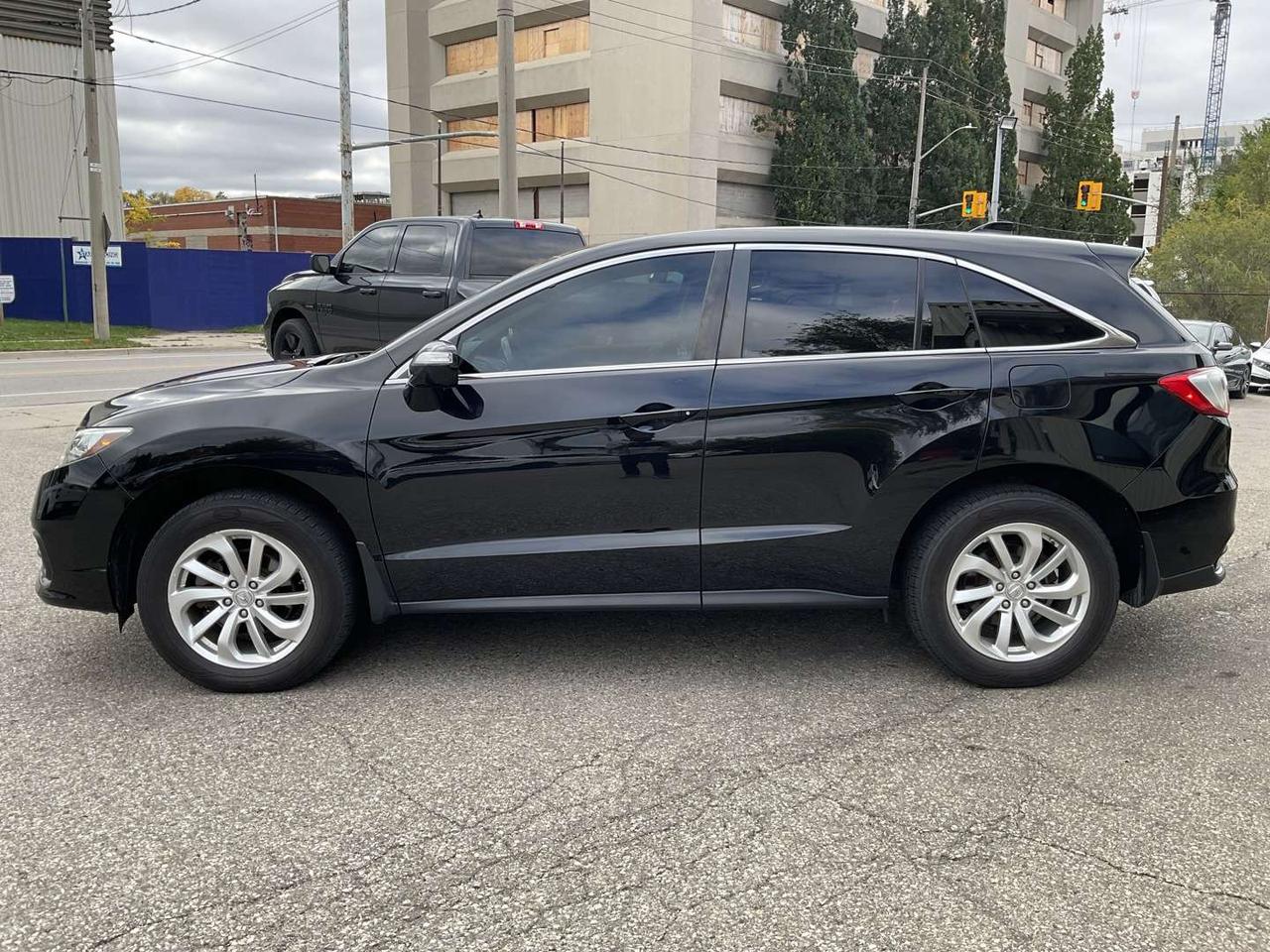 2017 Acura RDX Technology Package - LTHR! NAV! BACK-UP CAM! BSM! REMOTE START! Photo