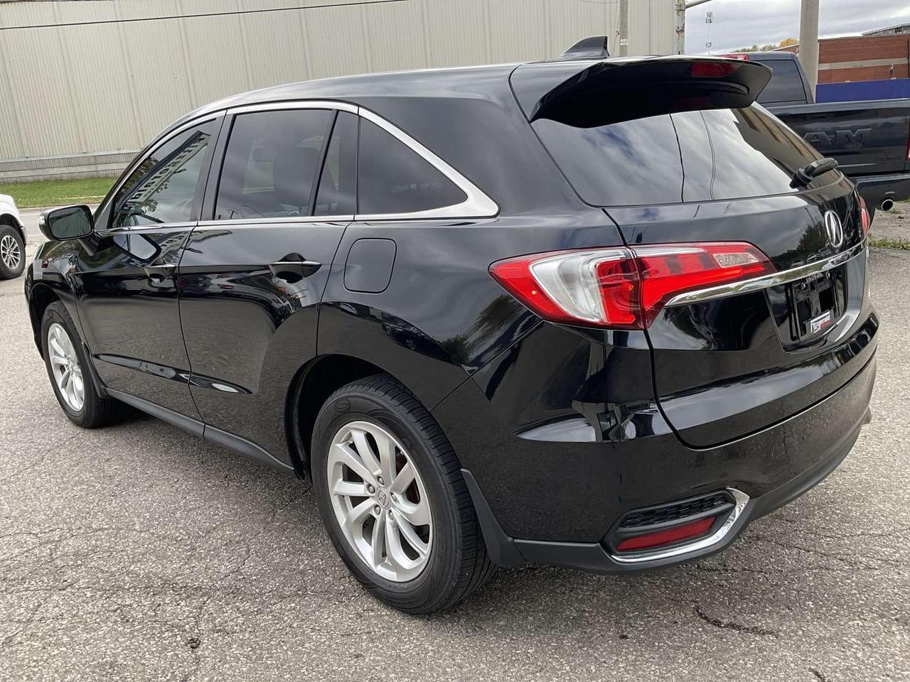 2017 Acura RDX Technology Package - LTHR! NAV! BACK-UP CAM! BSM! REMOTE START! Photo