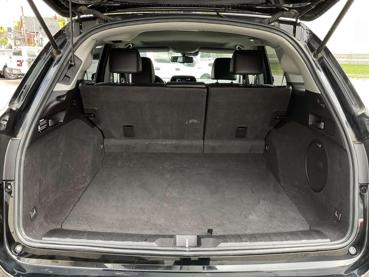 2017 Acura RDX Technology Package - LTHR! NAV! BACK-UP CAM! BSM! REMOTE START! Photo