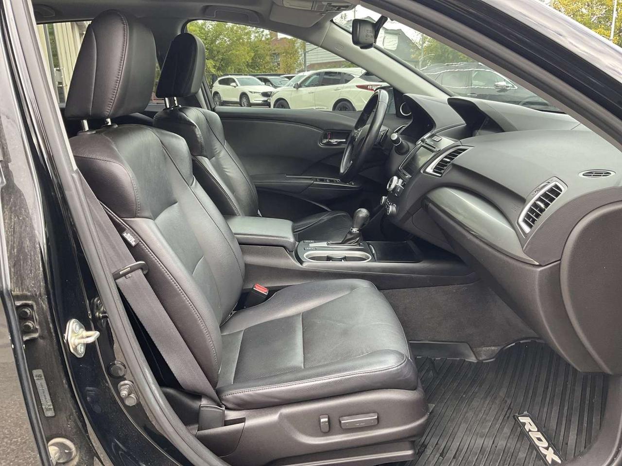 2017 Acura RDX Technology Package - LTHR! NAV! BACK-UP CAM! BSM! REMOTE START! Photo
