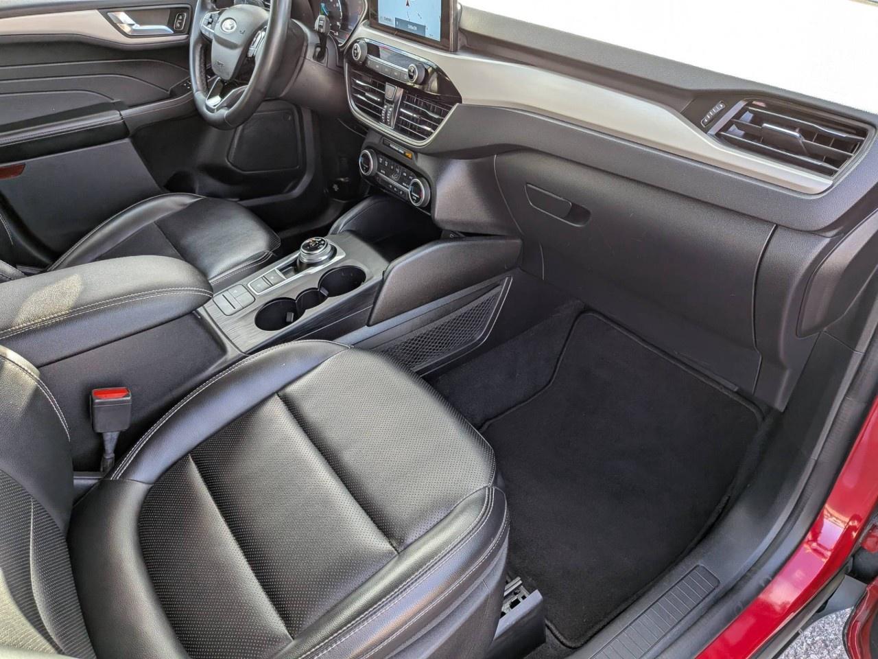 2021 Ford Escape SEL Hybrid AWD Photo
