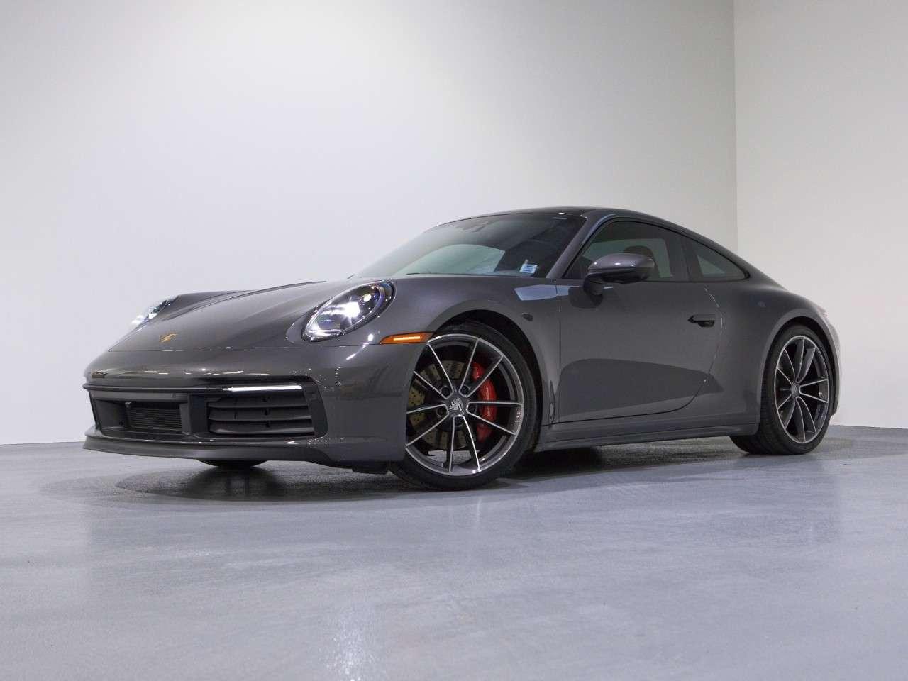 2021 Porsche 911  Photo0