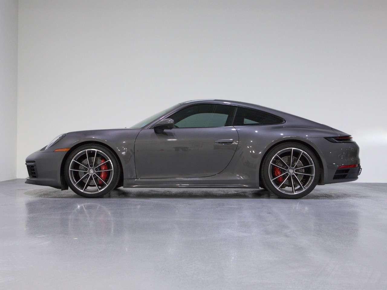 2021 Porsche 911  Photo