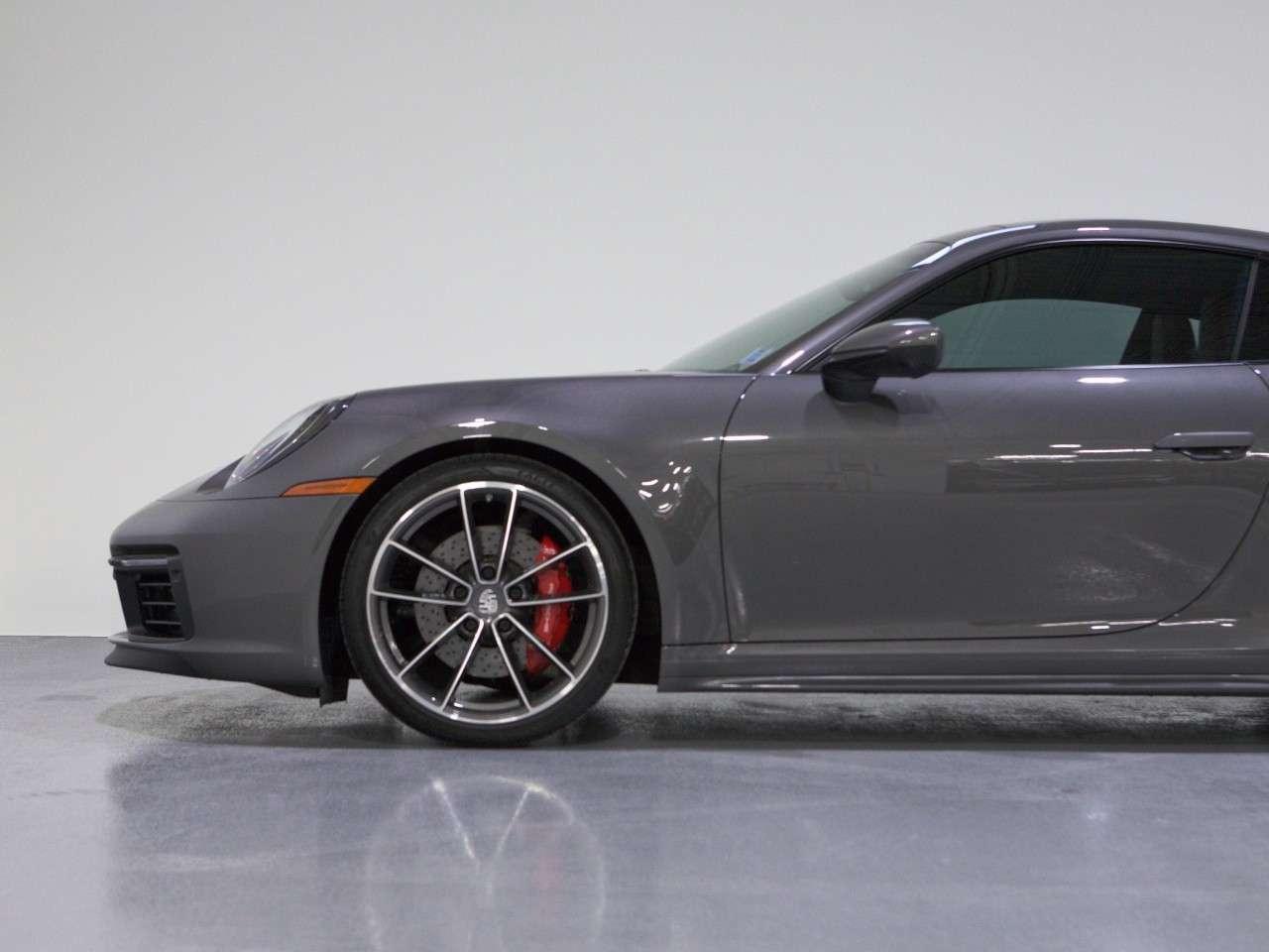2021 Porsche 911  Photo