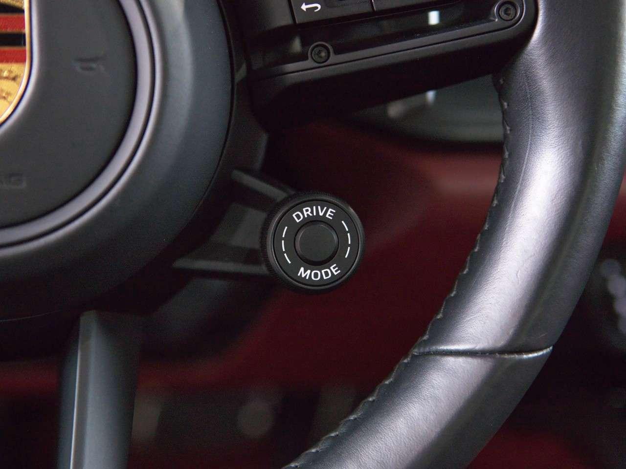 2021 Porsche 911  Photo