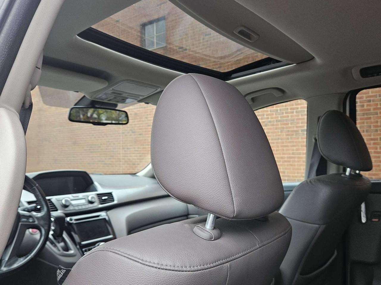2017 Honda Odyssey Wgn EX-L w/RES Photo