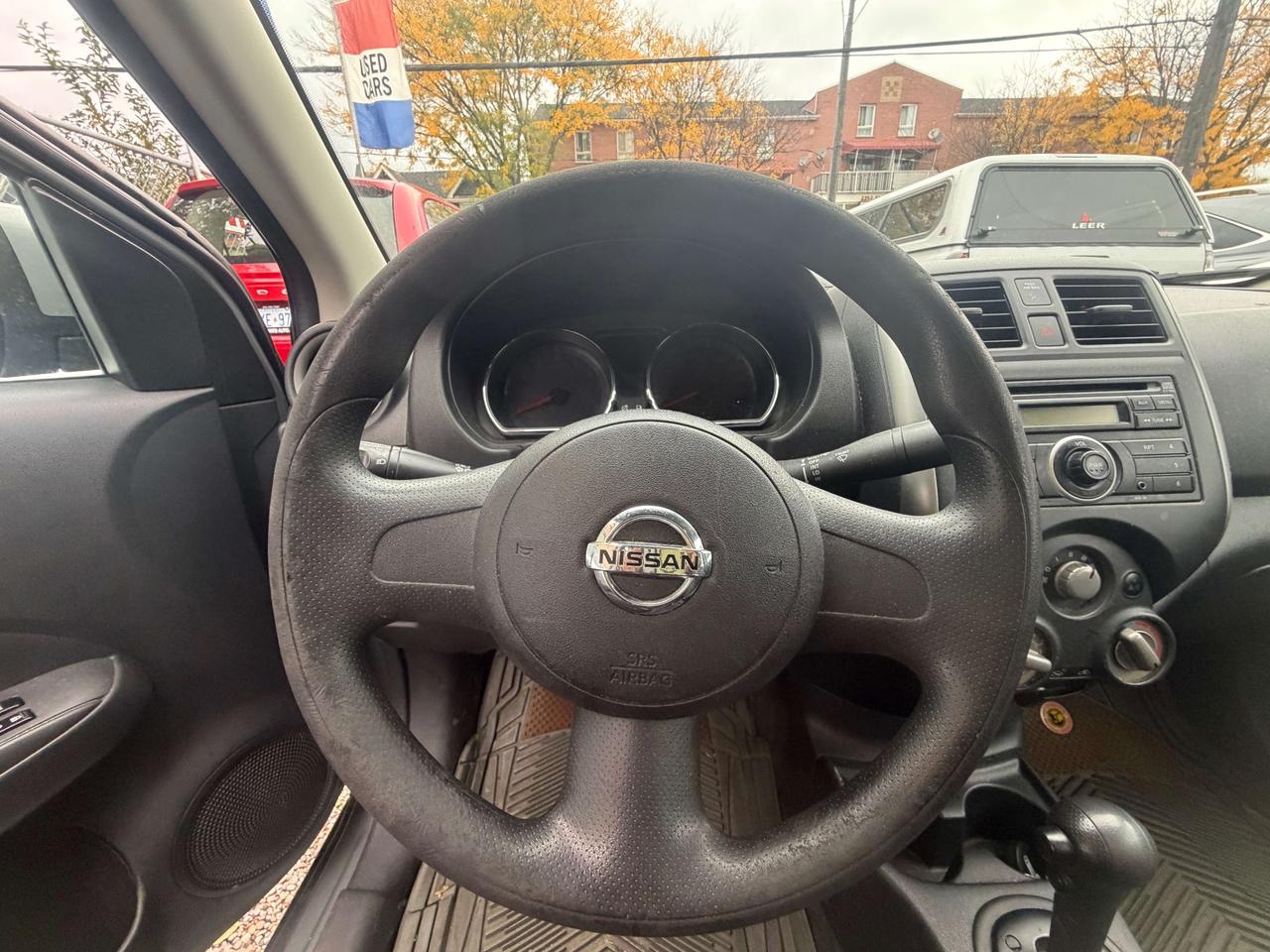 2012 Nissan Versa SV ! auto   116374 kms !! car fax cln ! certified Photo