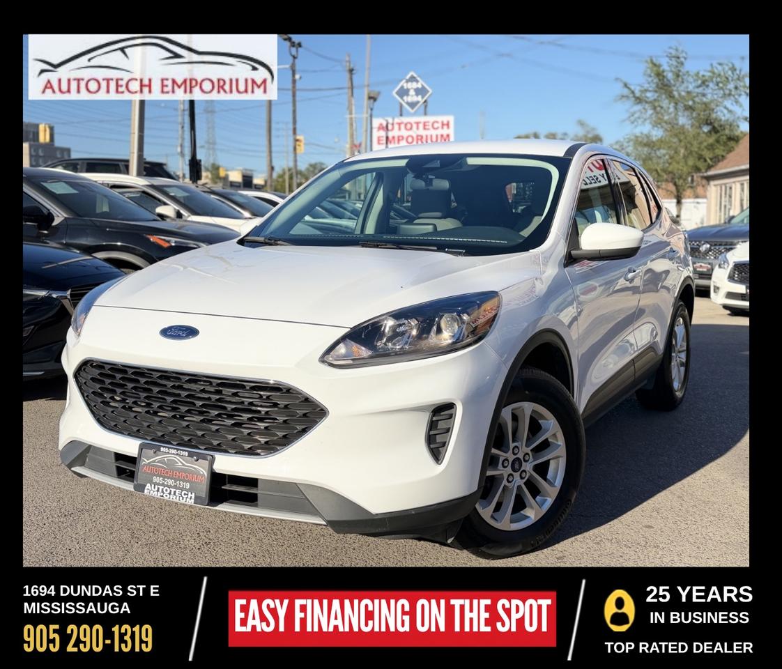 2021 Ford Escape SE AWD Pearl White Htd Steering   Htd Seats   Carplay Photo0
