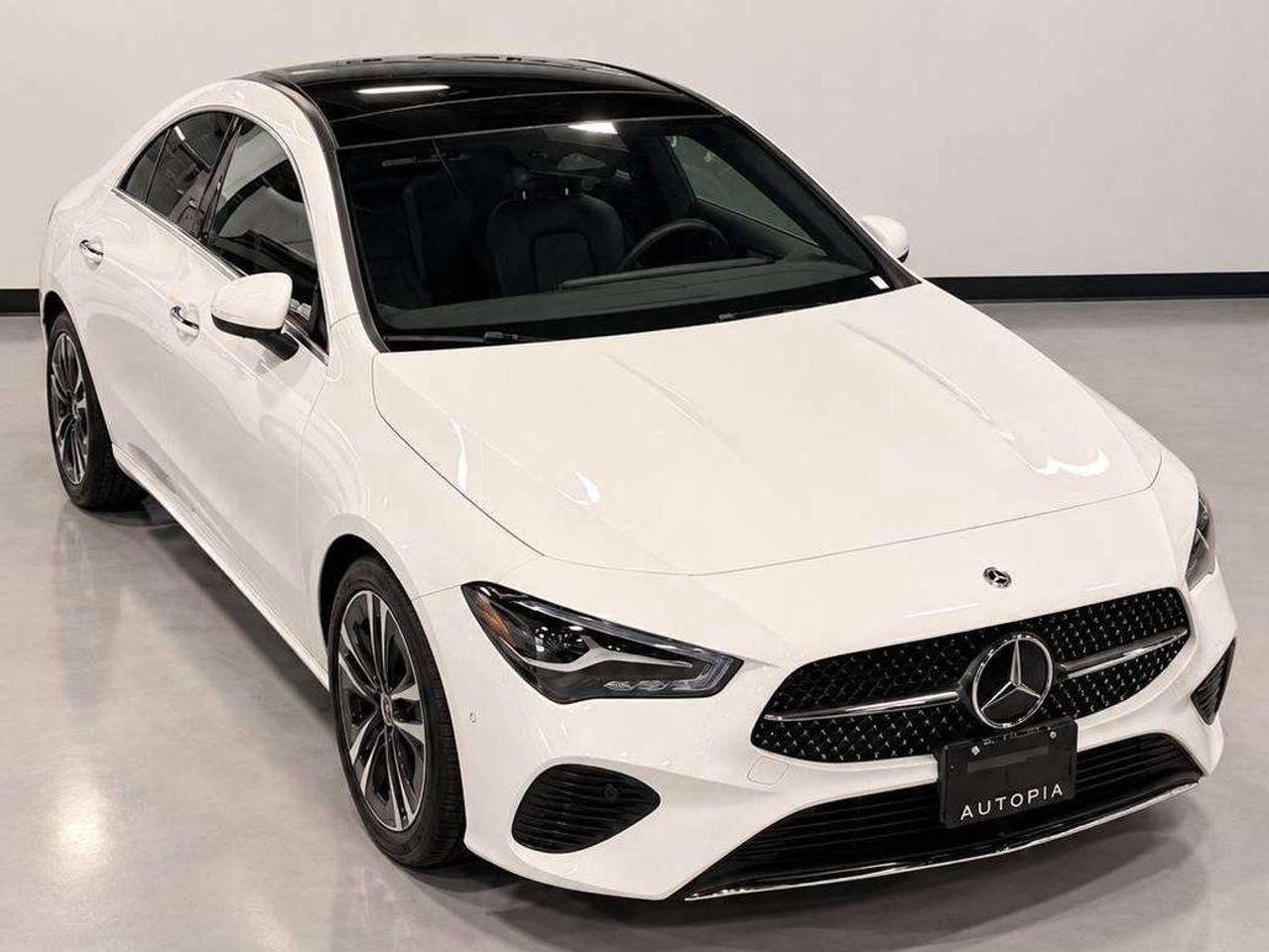 2026 Mercedes-Benz CLA PANOROOF,LEATHER,NAVI,BAKUP CAMRA,WOOW 12000KM!!!! Photo5