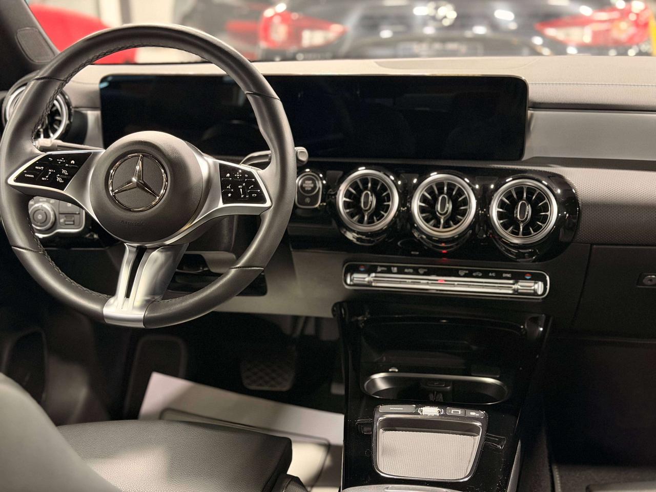 2026 Mercedes-Benz CLA PANOROOF,LEATHER,NAVI,BAKUP CAMRA,WOOW 12000KM!!!! Photo