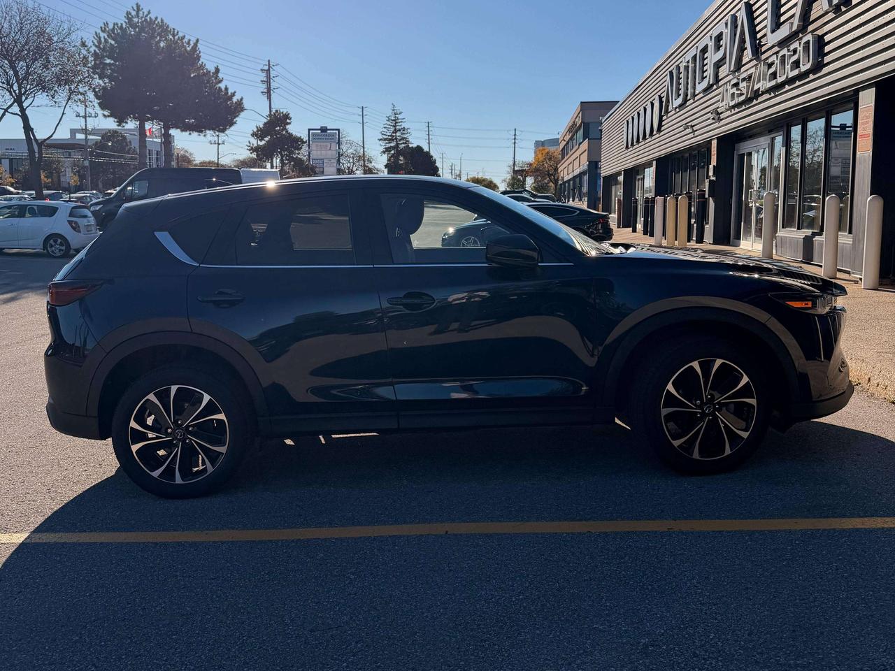 2022 Mazda CX-5 GT ACTIVE CRUISE CONT,LANE DEP,LANE ASS,SUNROOF Photo