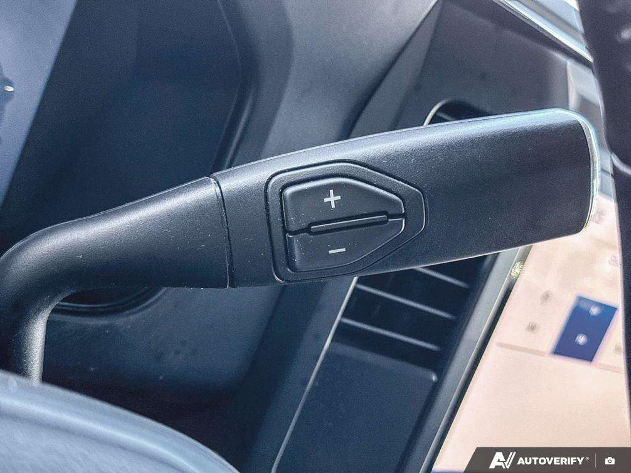 2024 Ford Others LARIAT Photo