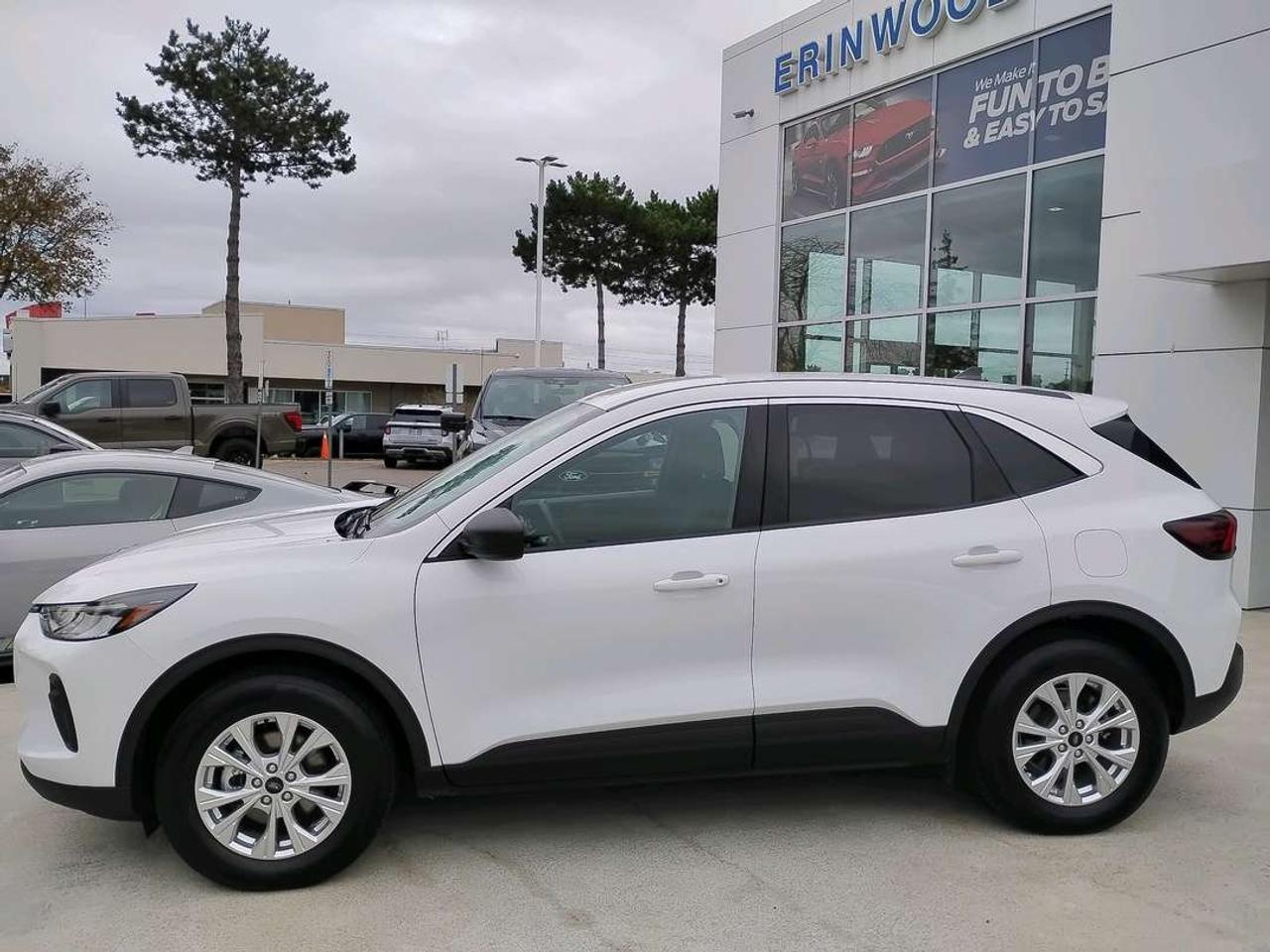 2024 Ford Escape Active Photo3