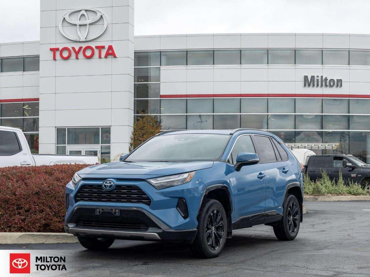 2022 Toyota RAV4 SUNROOF HEATED STEERING POWER SEAT ONE OWNER NEW REAR BRAKE PADS+ROTORS SE Photo