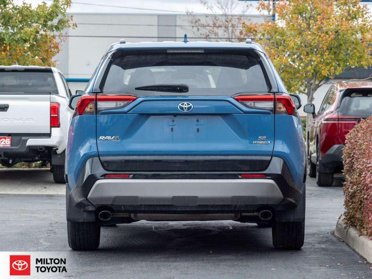 2022 Toyota RAV4 SUNROOF HEATED STEERING POWER SEAT ONE OWNER NEW REAR BRAKE PADS+ROTORS SE Photo