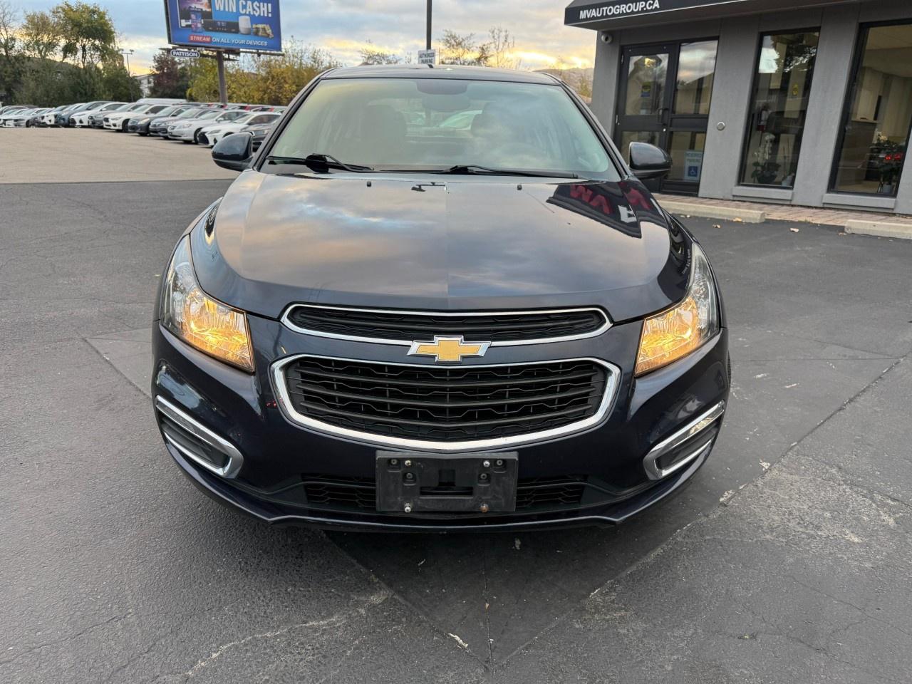 2015 Chevrolet Cruze 4dr Sdn 1LT Photo