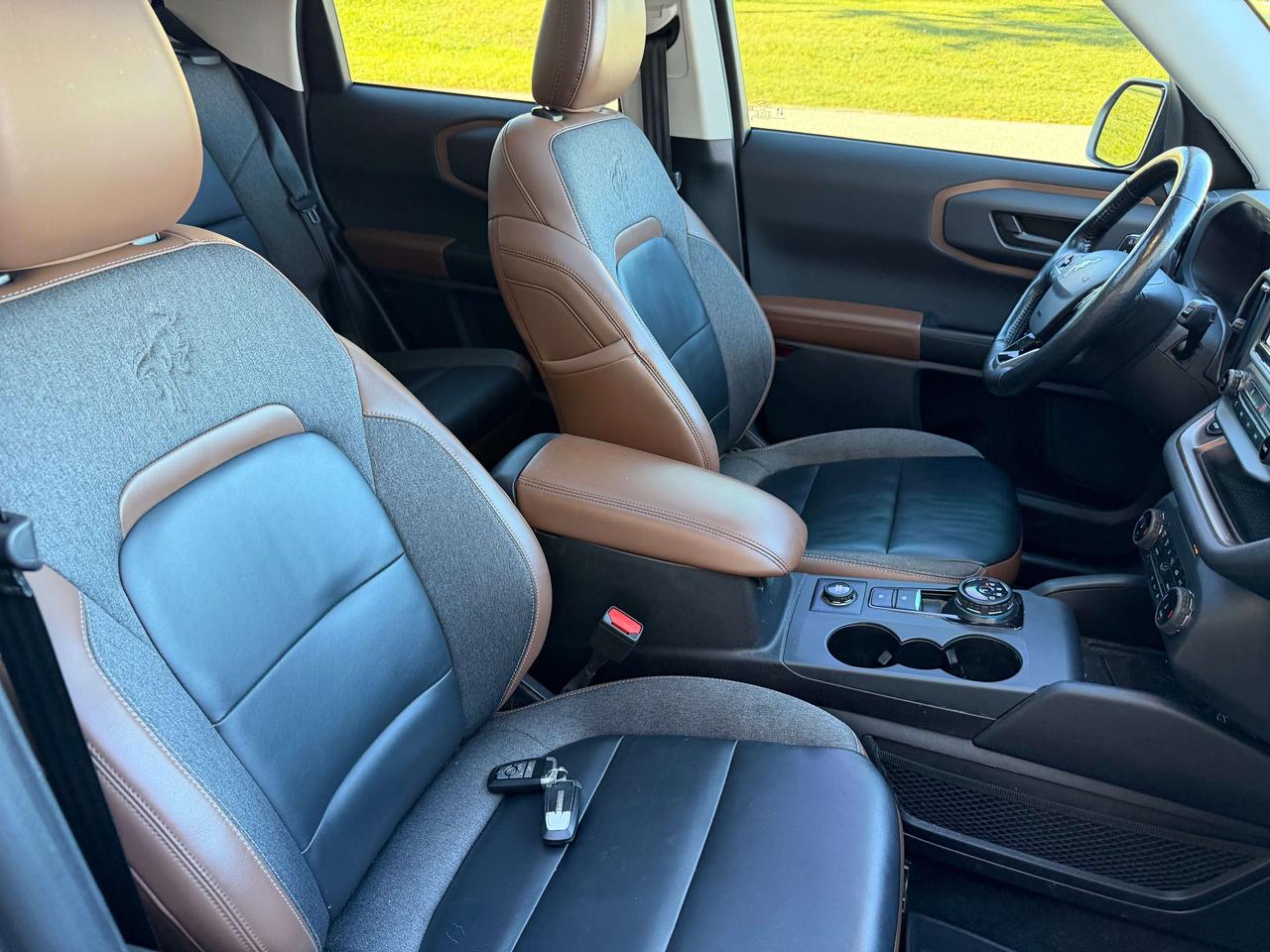2023 Ford Bronco Sport Outer Banks 1 Owner Leather Certified clean carfax Photo