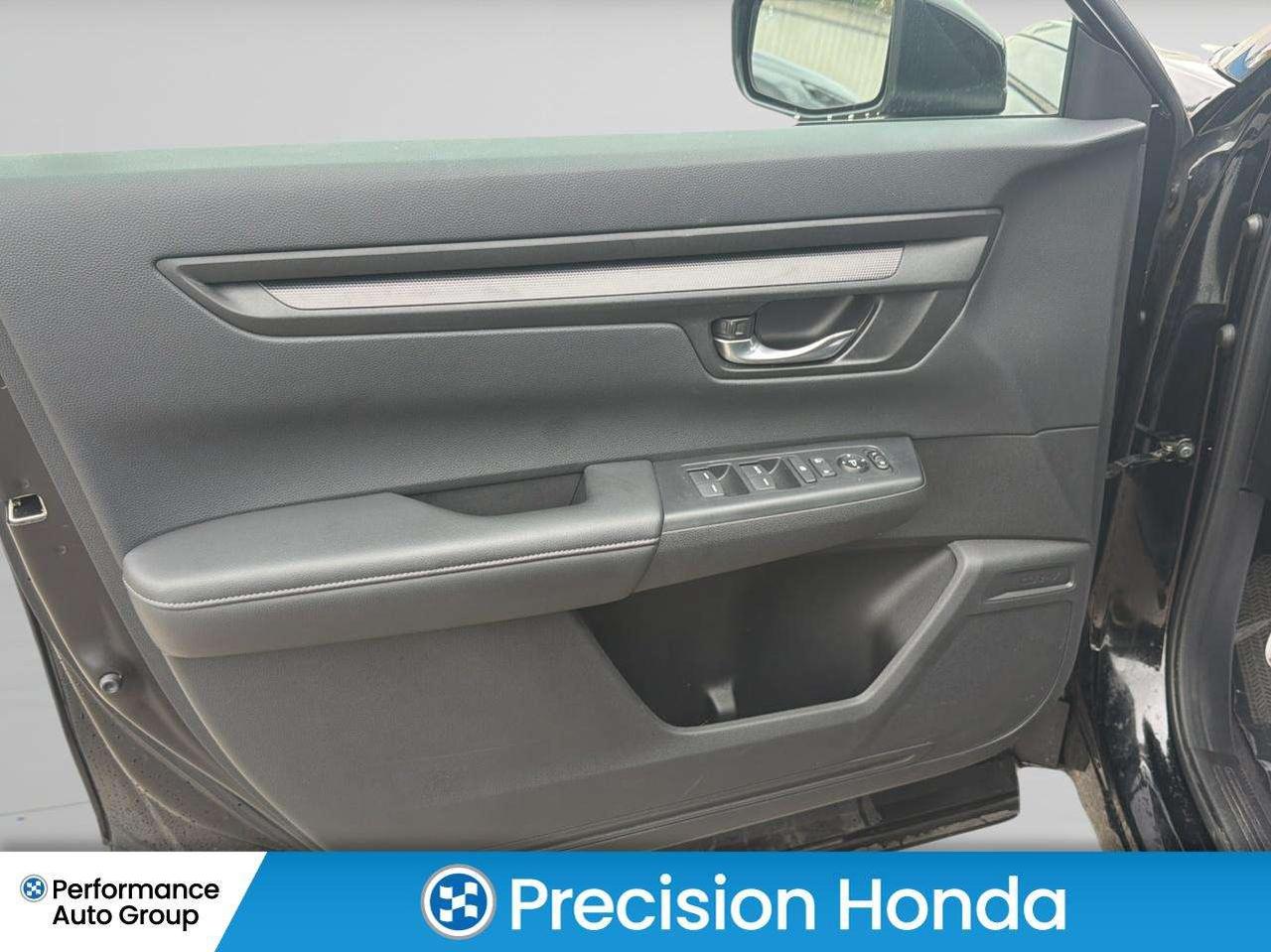 2025 Honda CR-V LX Heated Seats  Rear Camera CarPlay Photo