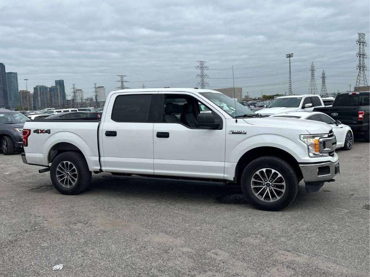 2018 Ford F-150 XLT SuperCrew 5.5-ft. - 4X4! BACK-UP CAM! STEP UP BARS! 6 PASS! Photo