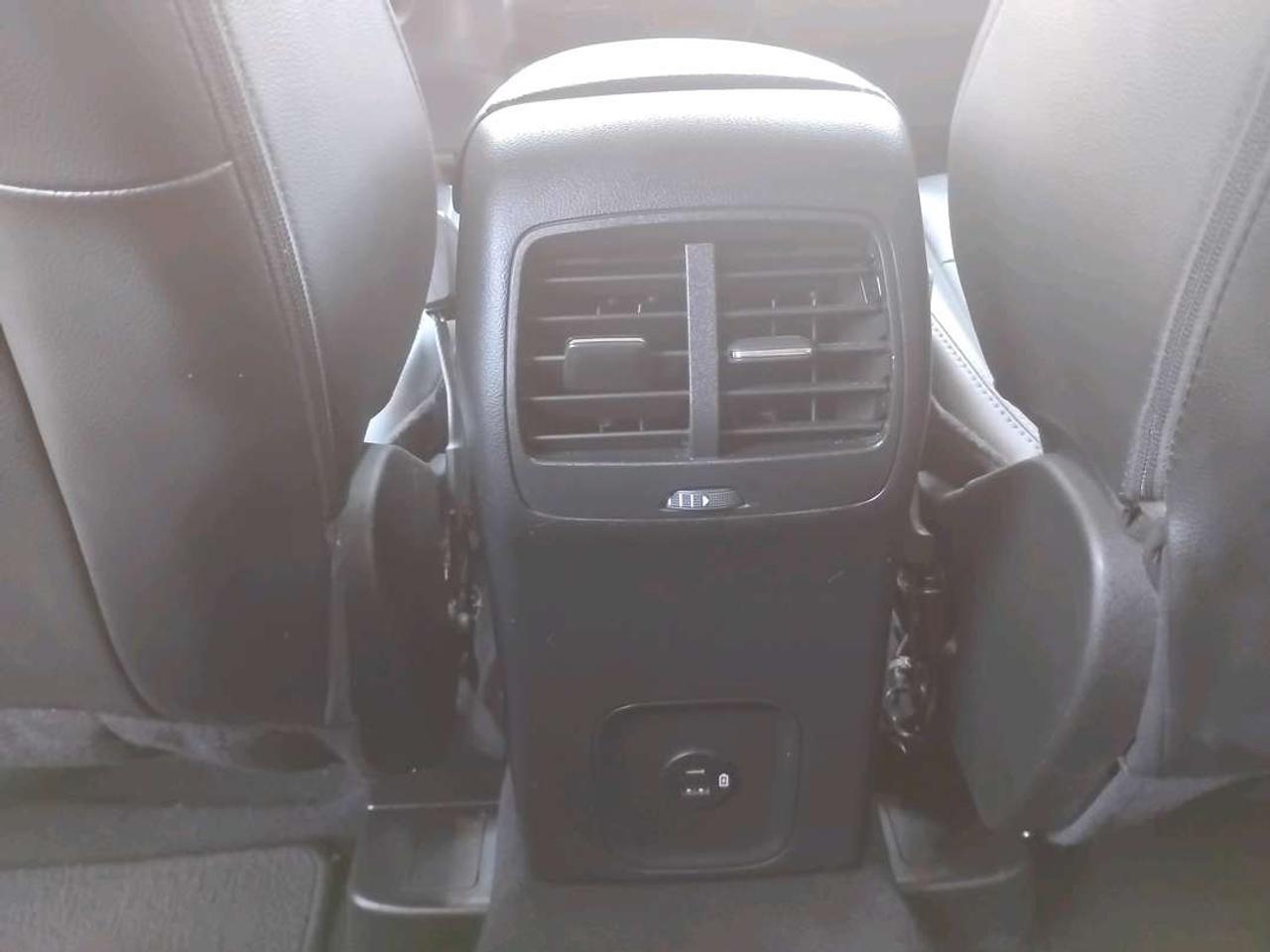 2022 Ford Escape SEL Photo