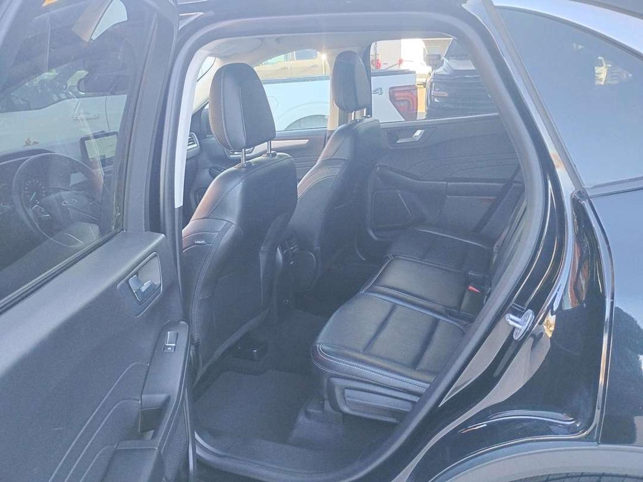 2022 Ford Escape SEL Photo