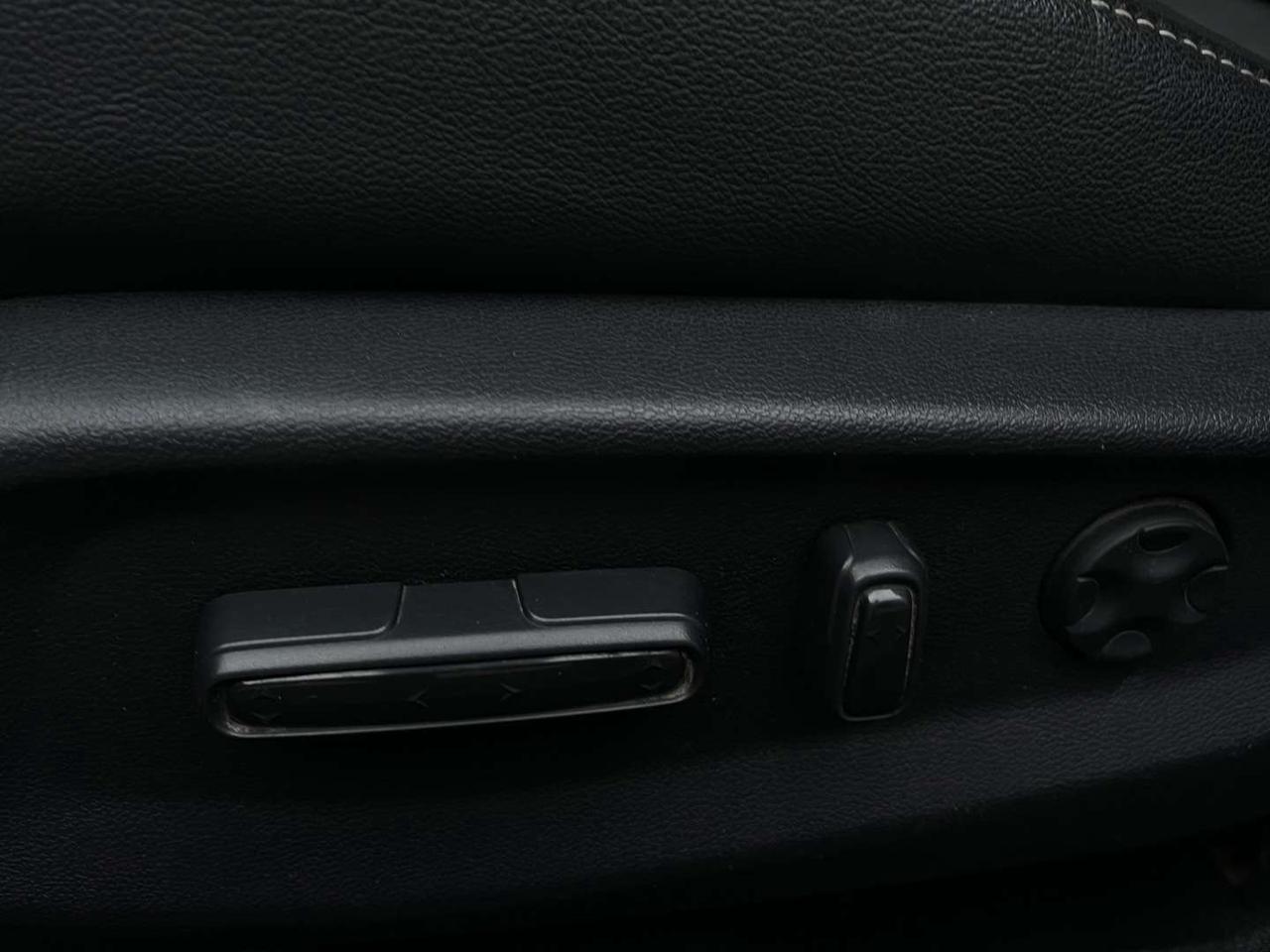 2020 Honda Accord Sport Pearl White  Blind Spot Cam   Sunroof   Honda Sensing Photo