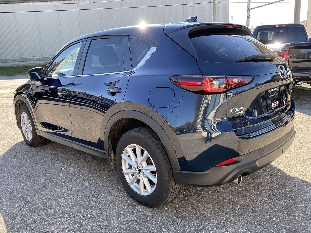 2023 Mazda CX-5 GX - ALLOYS! BACK-UP CAM! BSM! CAR PLAY! Photo