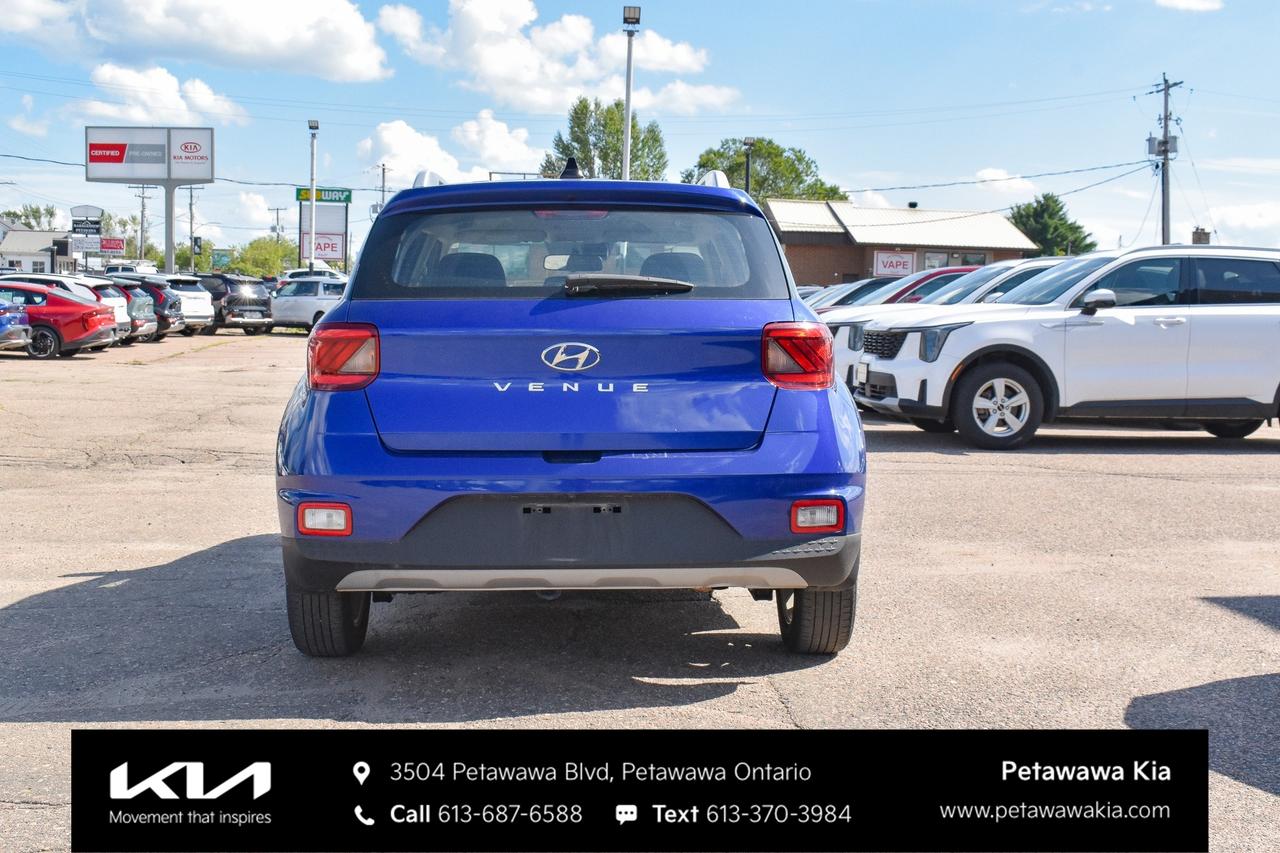 2022 Hyundai Venue Preferred 4dr Front-Wheel Drive Photo