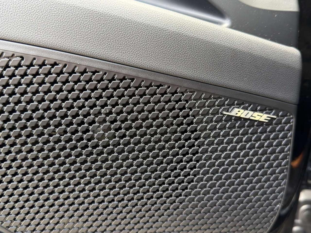 2024 Hyundai Elantra Luxury   Leather   Ambient Lighting   Sunroof Photo