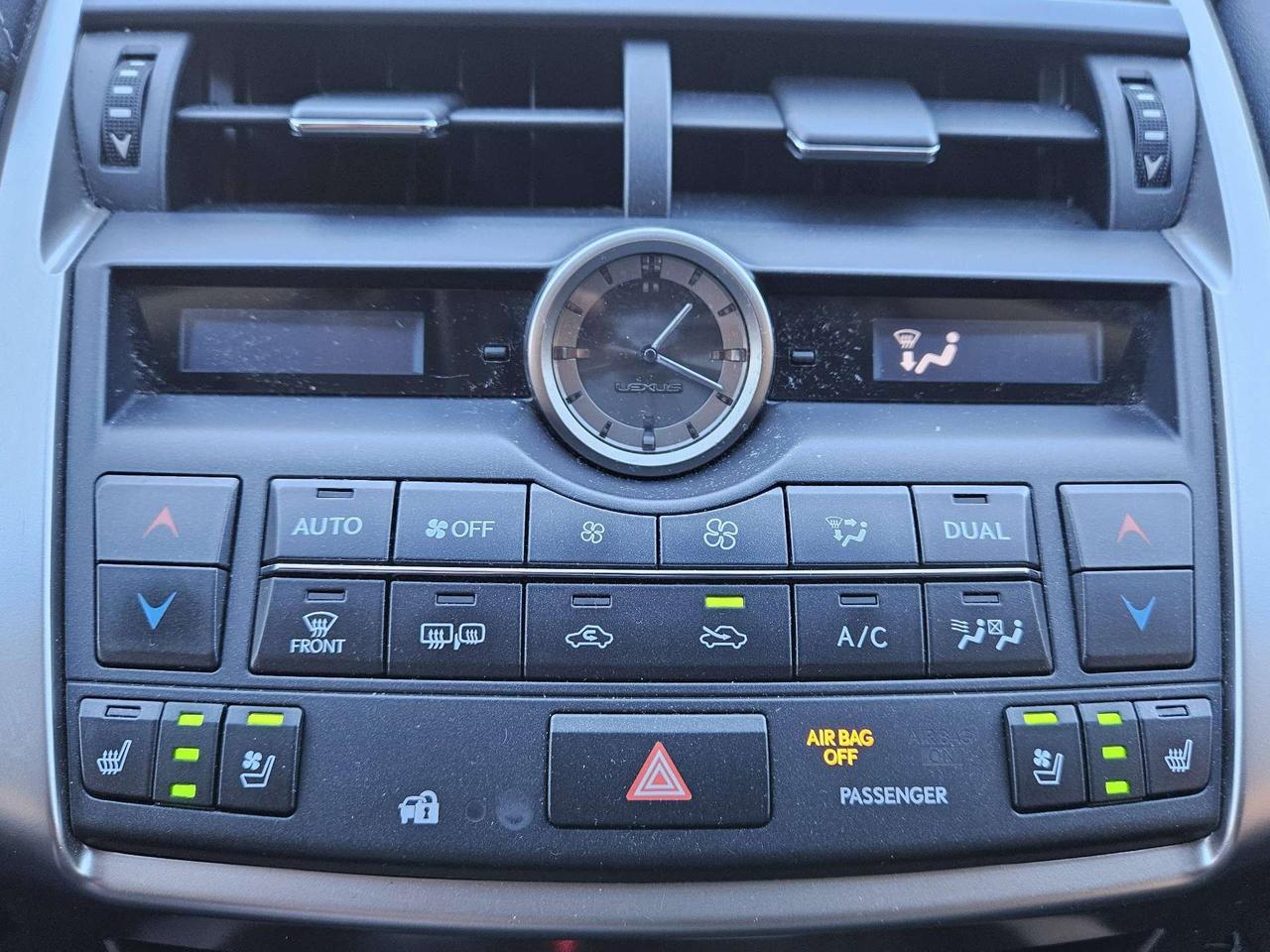 2016 Lexus NX AWD, Leather, Sunroof, Camera, Navi Photo