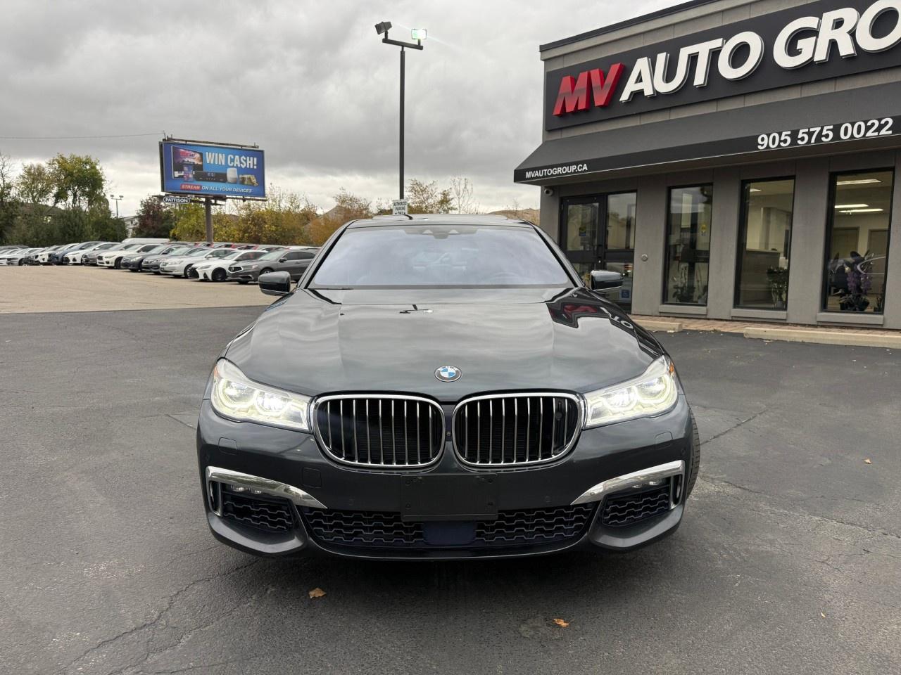 2016 BMW 7 Series 4dr Sdn 750i xDrive AWD Photo5